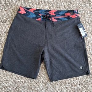 ROARK Men's Grey & Multicolor Oscura Stretch Passage Board Shorts